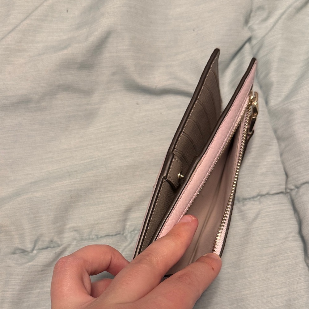 Kate Spade Blush Pink Pebbled Wallet - Picture 3 of 3